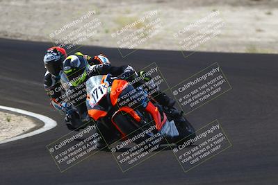 media/Sep-06-2025-CRA (Sat) [[cd32356307]]/Races/Race 2/